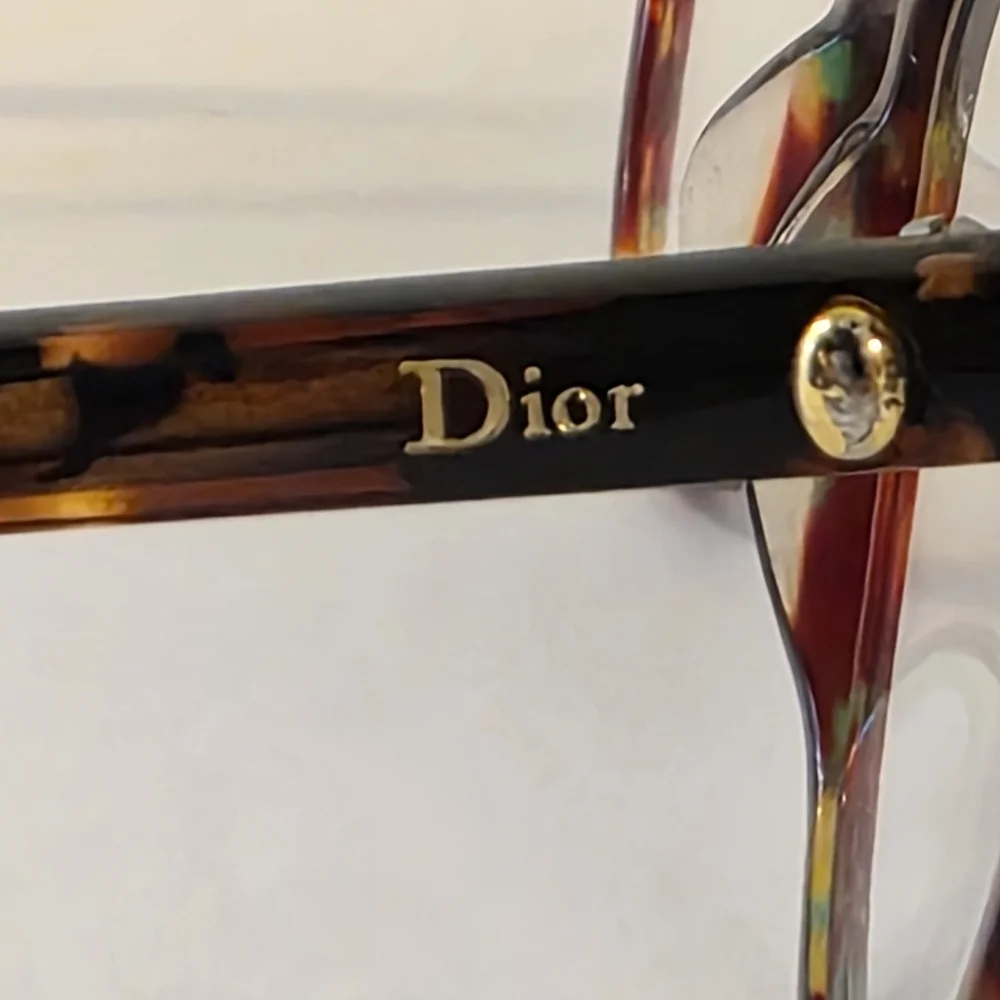 Authentic Christian Dior Montaigne 17 Cat-Eye Eyeglasses Tortoise Shell 51-16-14